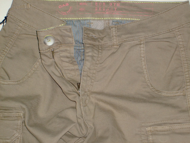 GAS TROUSERS Style No.360632 Material No.070914 STYLE NAME BOB GYM Color 1132 OLD SAND Size S
