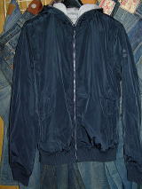 GAS Thema.PW01 Item.SHORT JACKETS Style No.250868 Material No.420277 STYLE NAME.MINK/S REV. Color.0194 NAVY BLUE